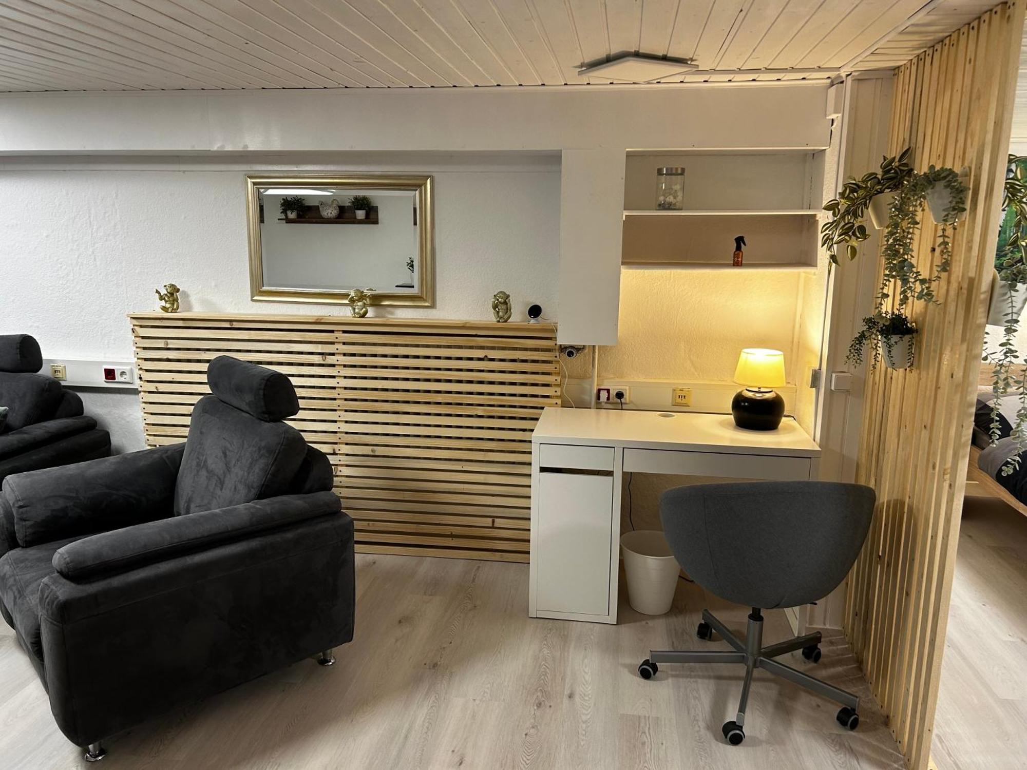 Guidos Place Souterrain Apartment Weissenthurm Esterno foto